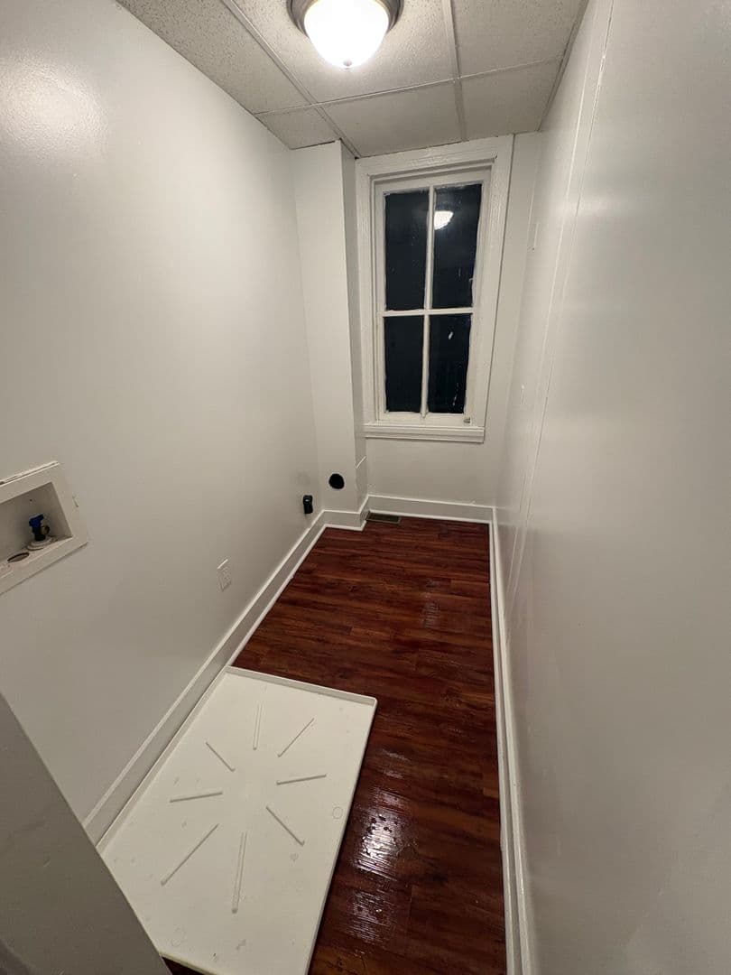 York House: 260 E King St Apt 2,