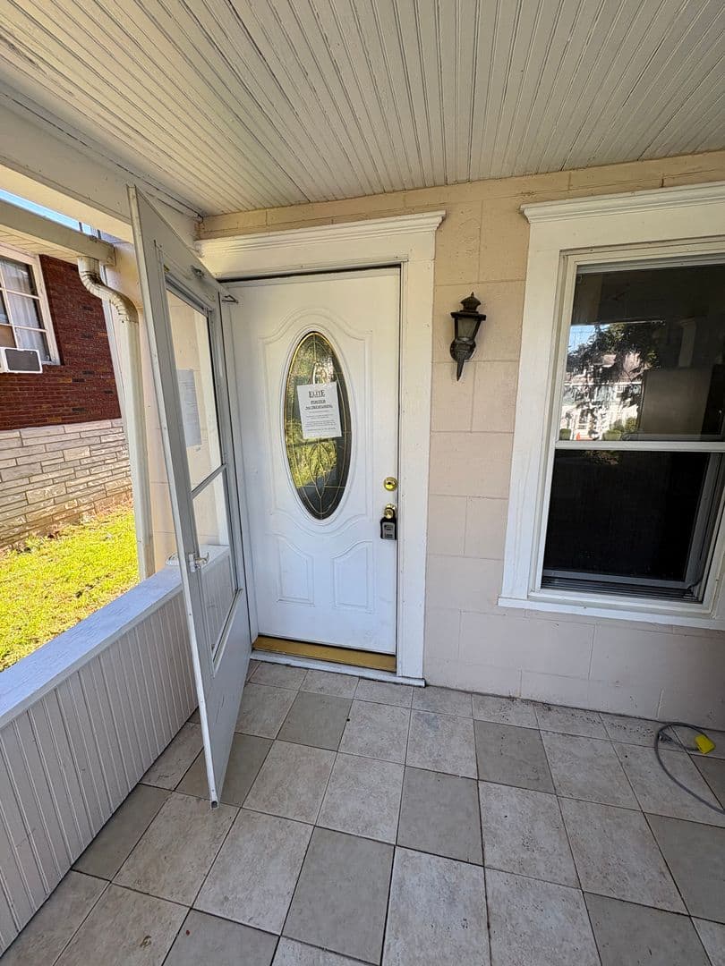 South Williamsport House: 362 Fisher St Unit 1F
