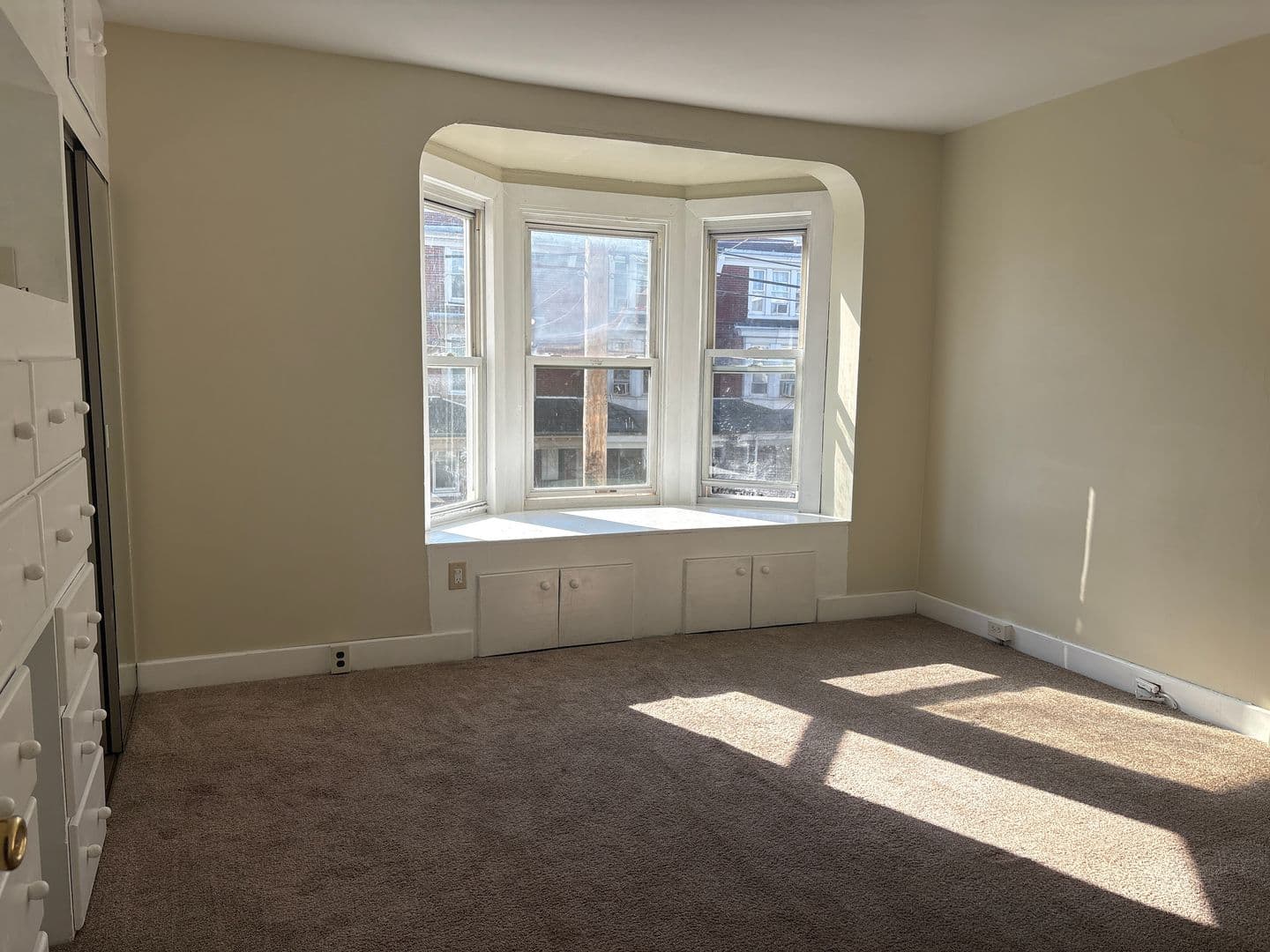 York House: 1117 W King St