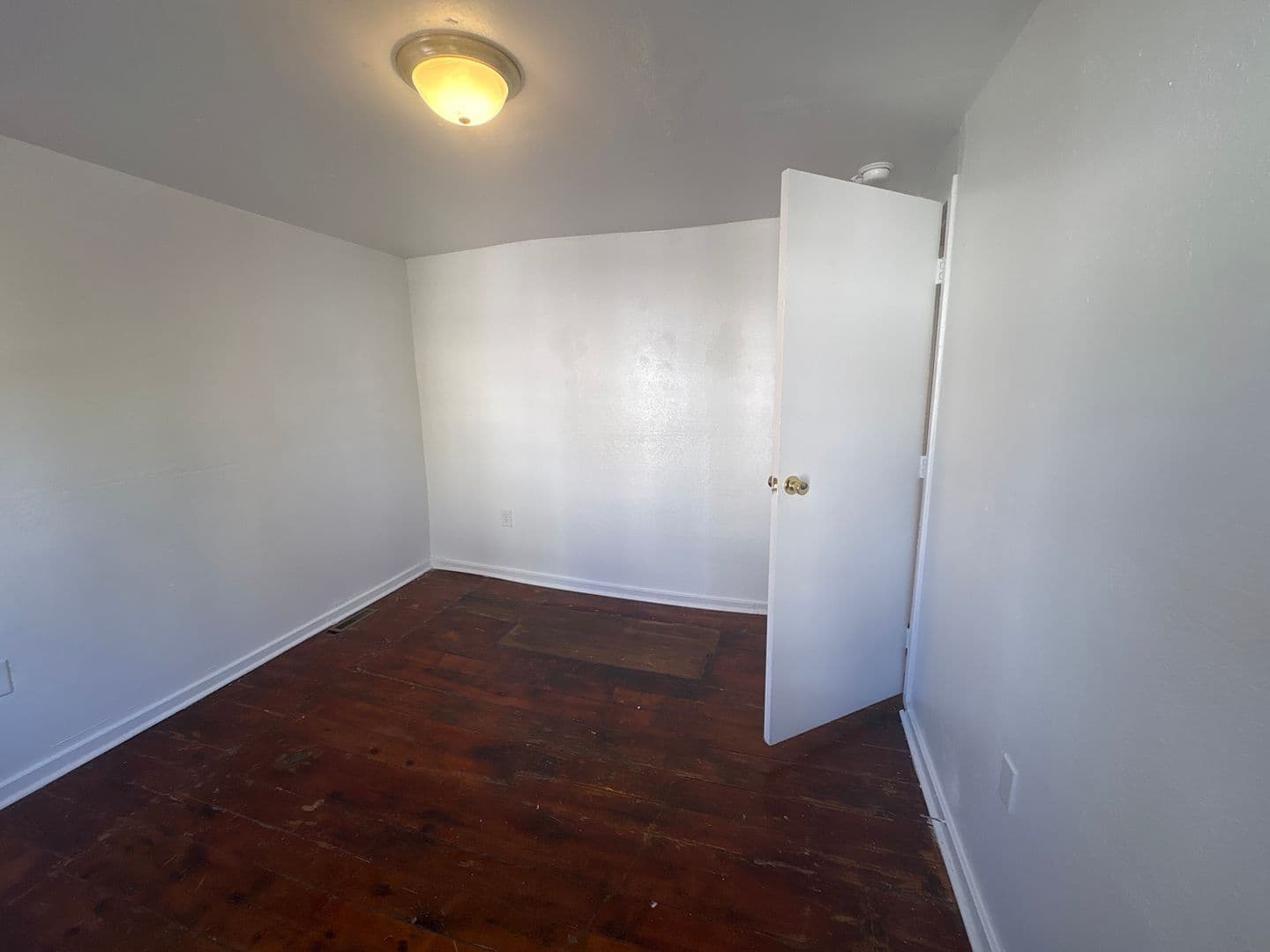 York House: 140 E College Ave,