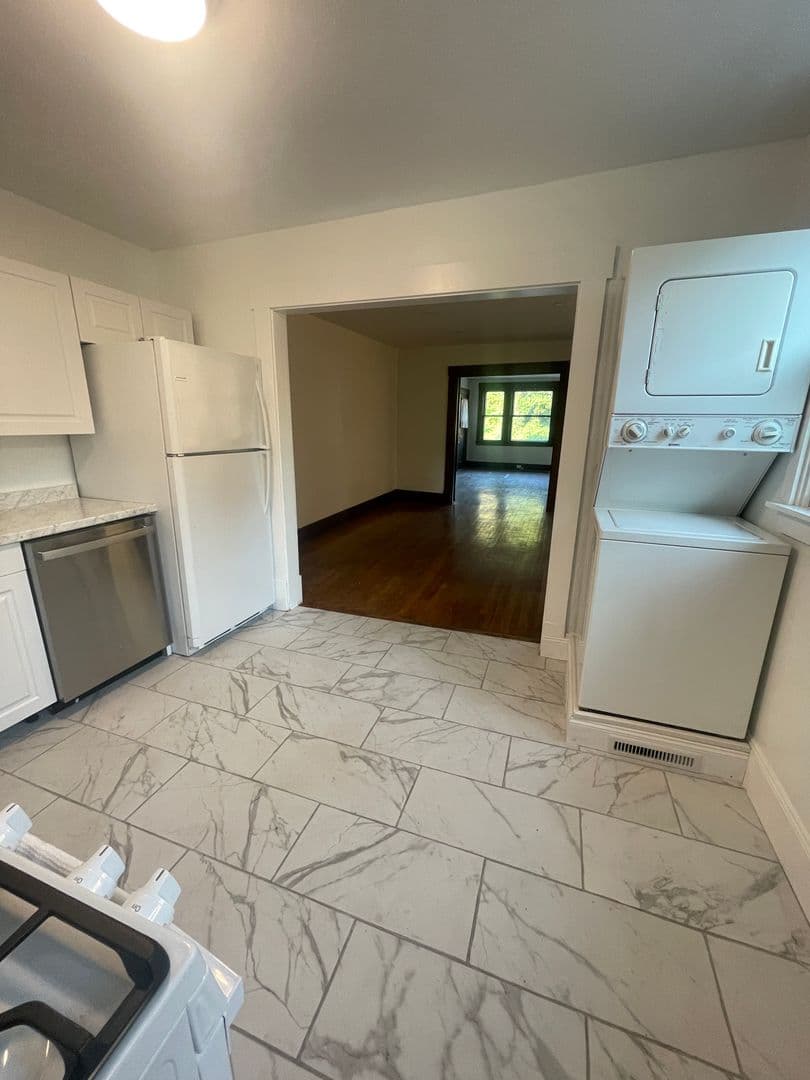 Pittsburgh House: 80 Estella Ave UNIT 1