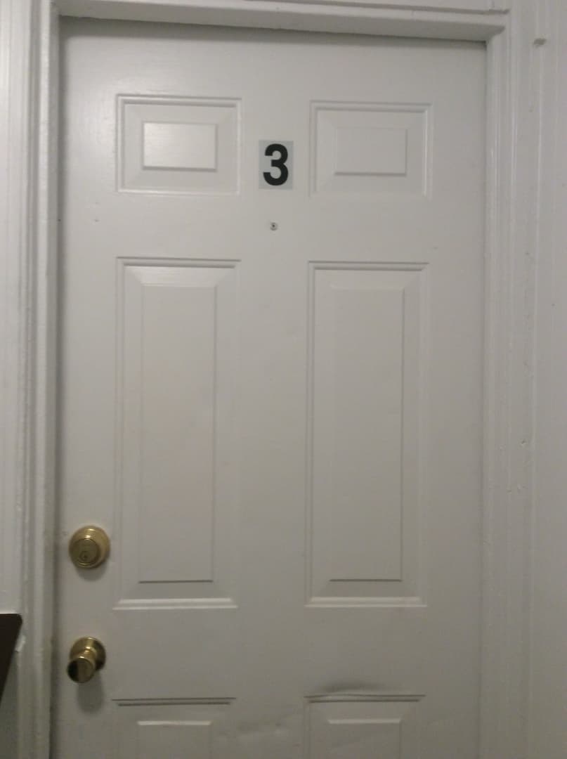 York House: 258 E Philadelphia St Apt 3,