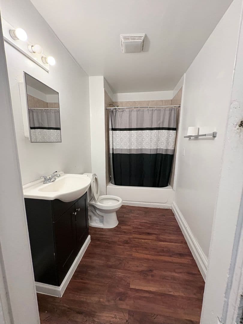 York House: 142 E College Ave Apt 2,