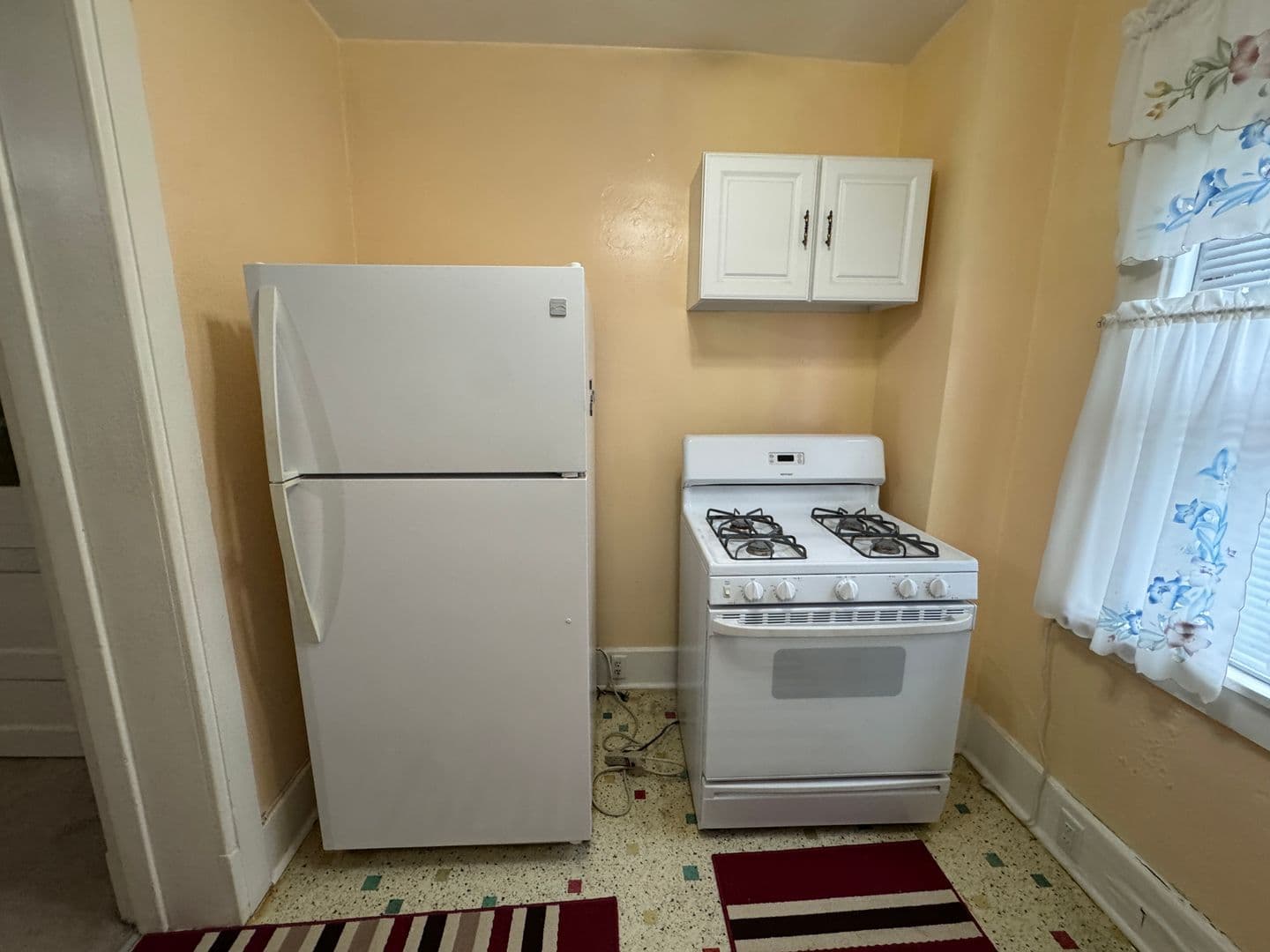 Pittsburgh House: 1123 Lowery St