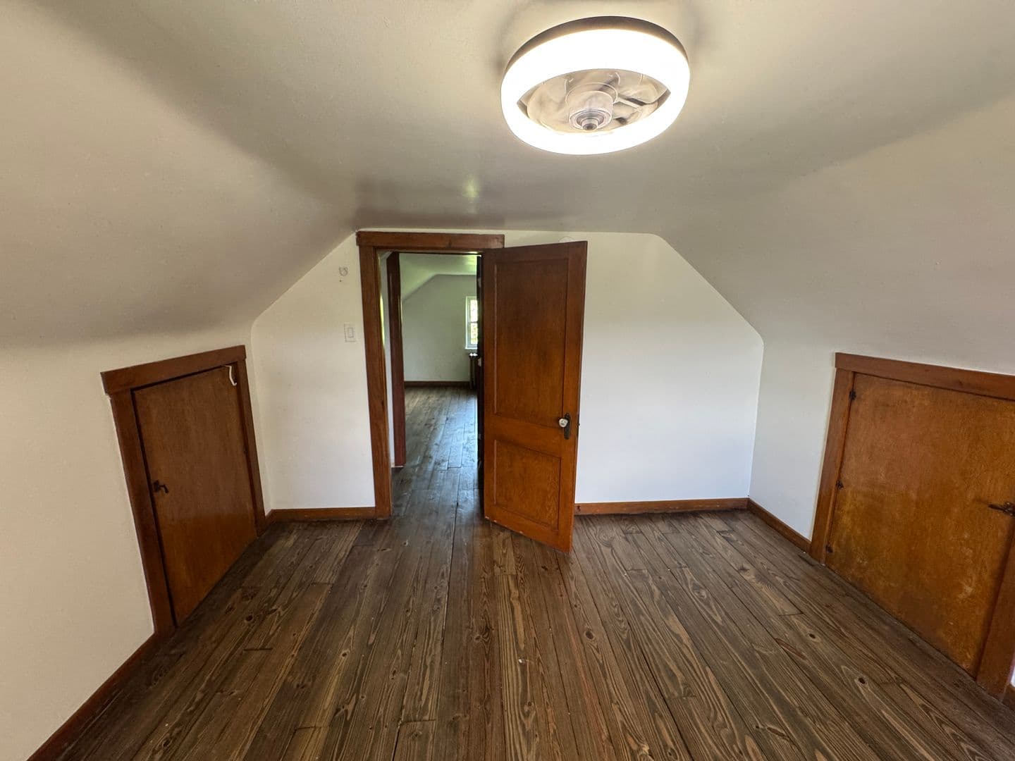 Duquesne House: 701 Mehaffey St