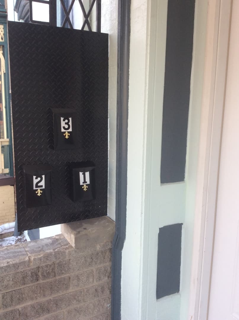 York House: 258 E Philadelphia St Apt 3,