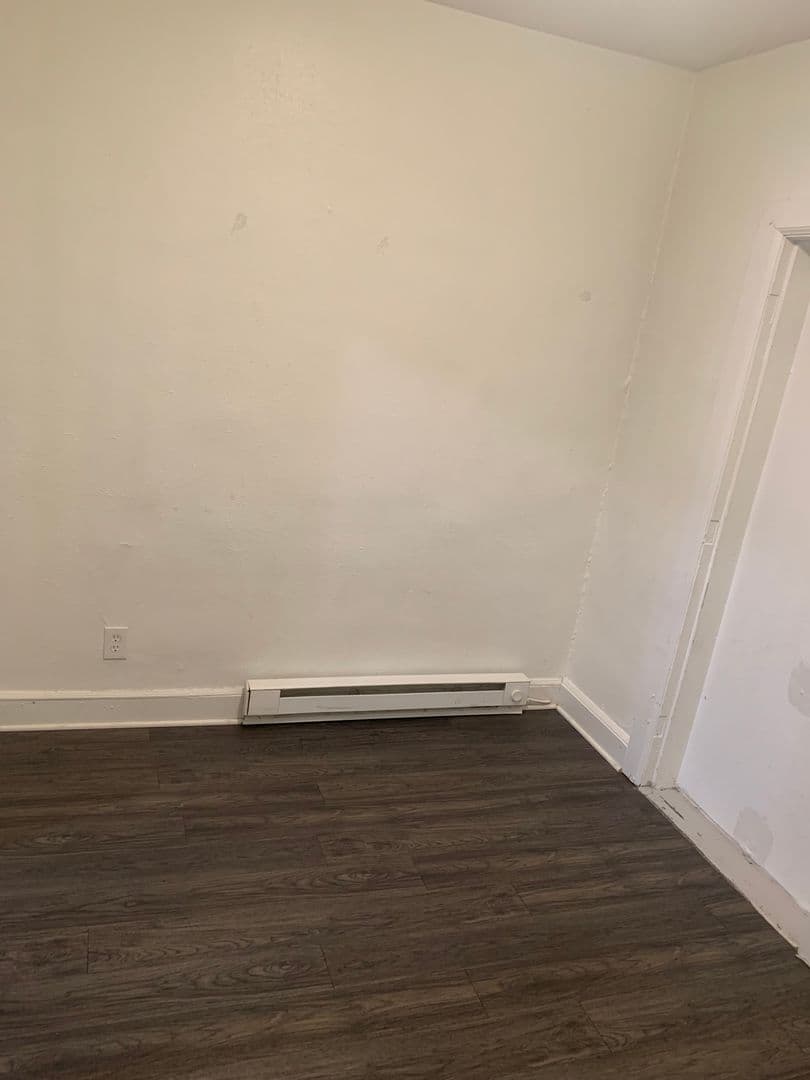 York House: 232 E King St Apt 2