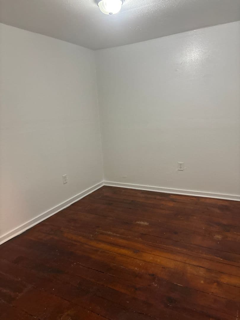York House: 140 E College Ave,