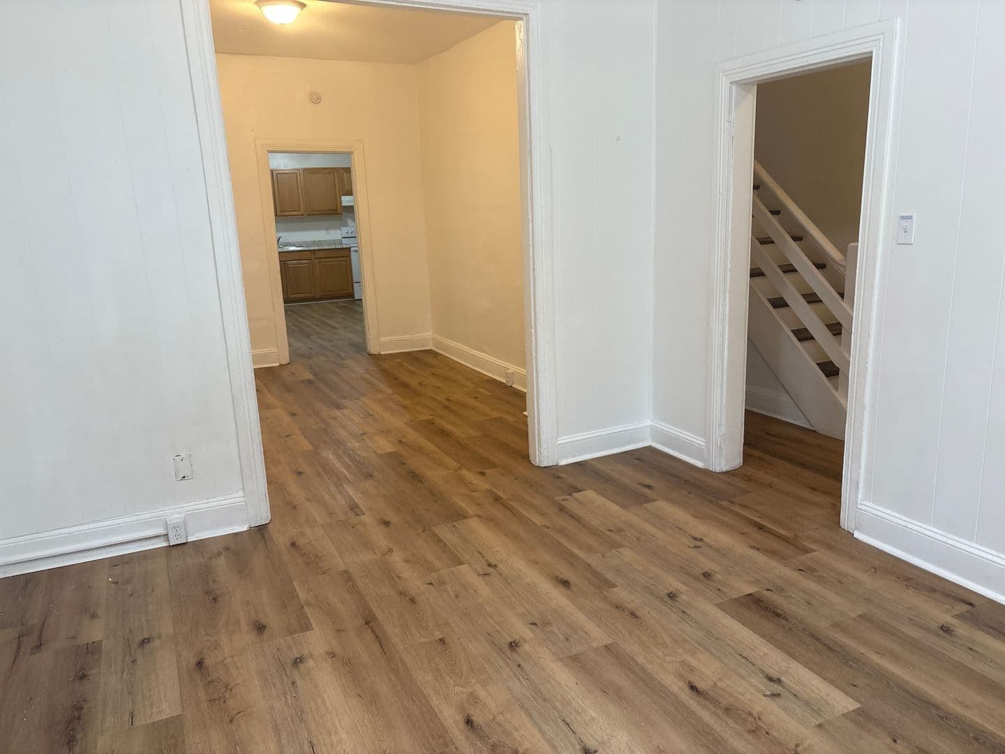 York House: 346 E King St