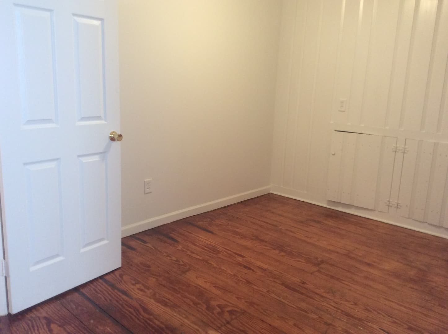 York House: 258 E Philadelphia St Apt 3,