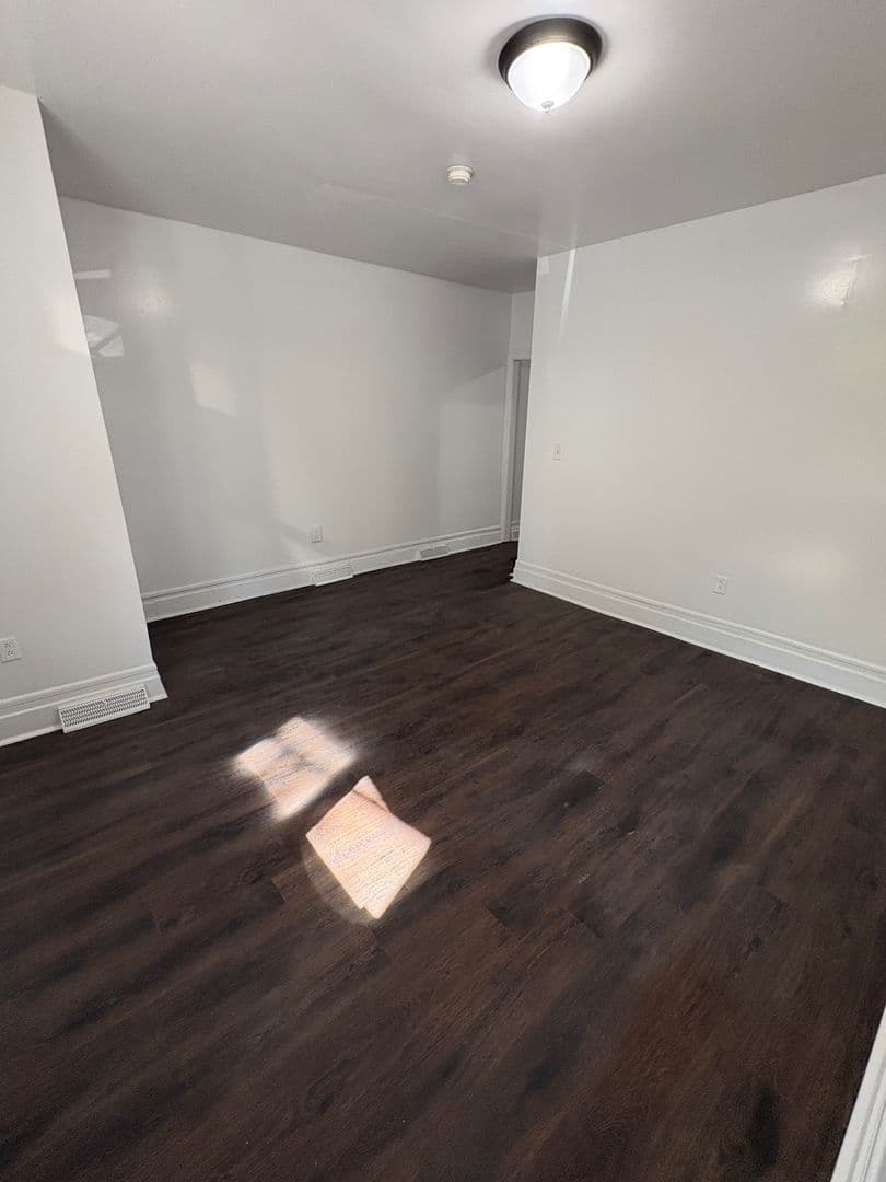Pittsburgh House: 1317 LABELLE AVE(Grid Investments, LLC)