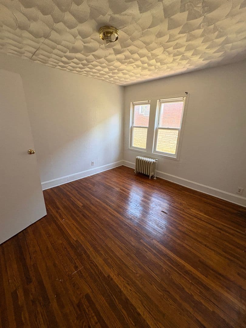 South Williamsport House: 362 Fisher St Unit 1F