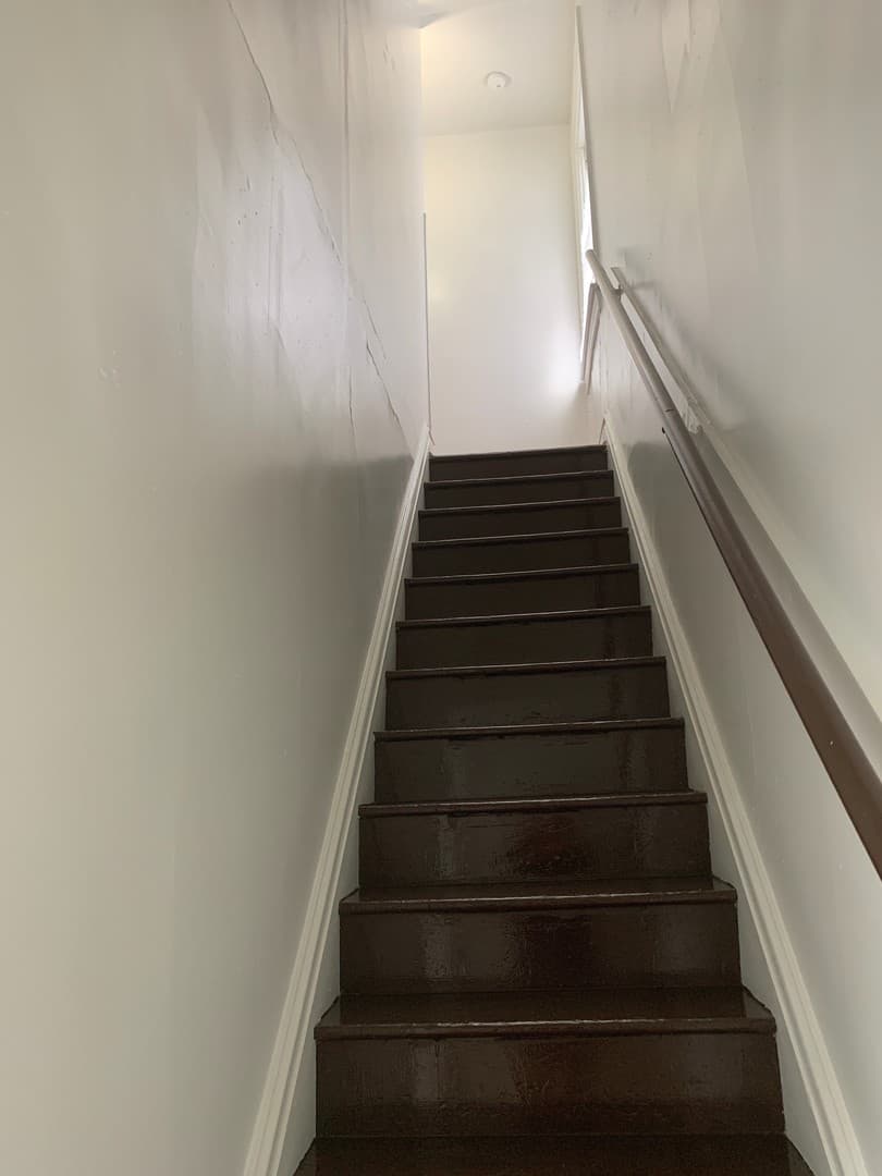 York House: 227 E Philadelphia St Apt 3,