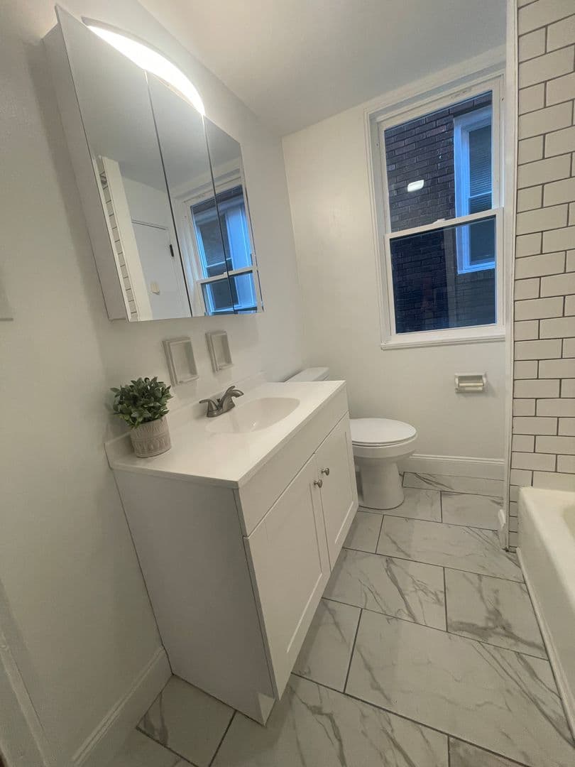 Pittsburgh House: 80 Estella Ave UNIT 1
