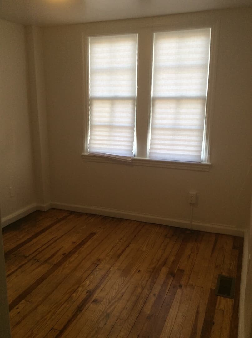 York House: 258 E Philadelphia St Apt 3,