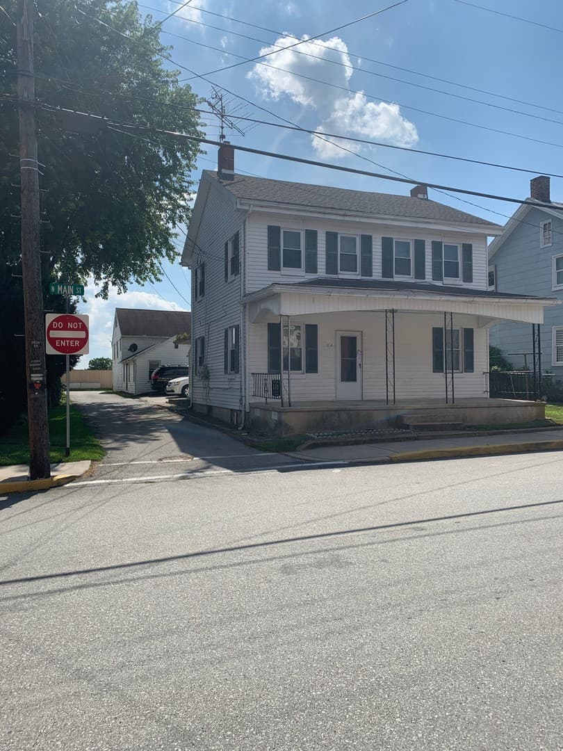 East Prospect House: 12 N Main St Apt A