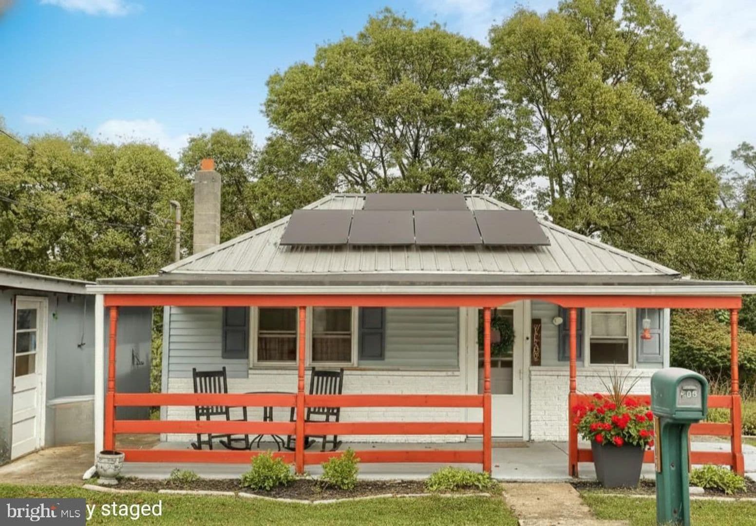 Enola House: 1609 High St