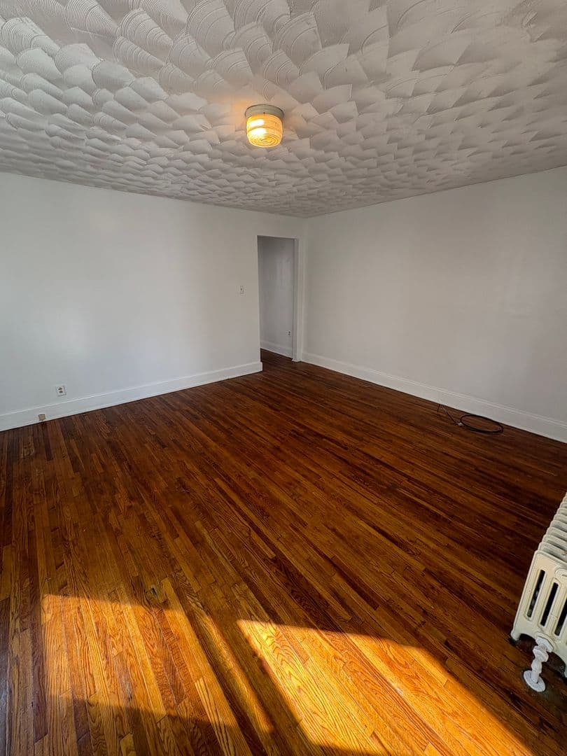 South Williamsport House: 362 Fisher St Unit 1F