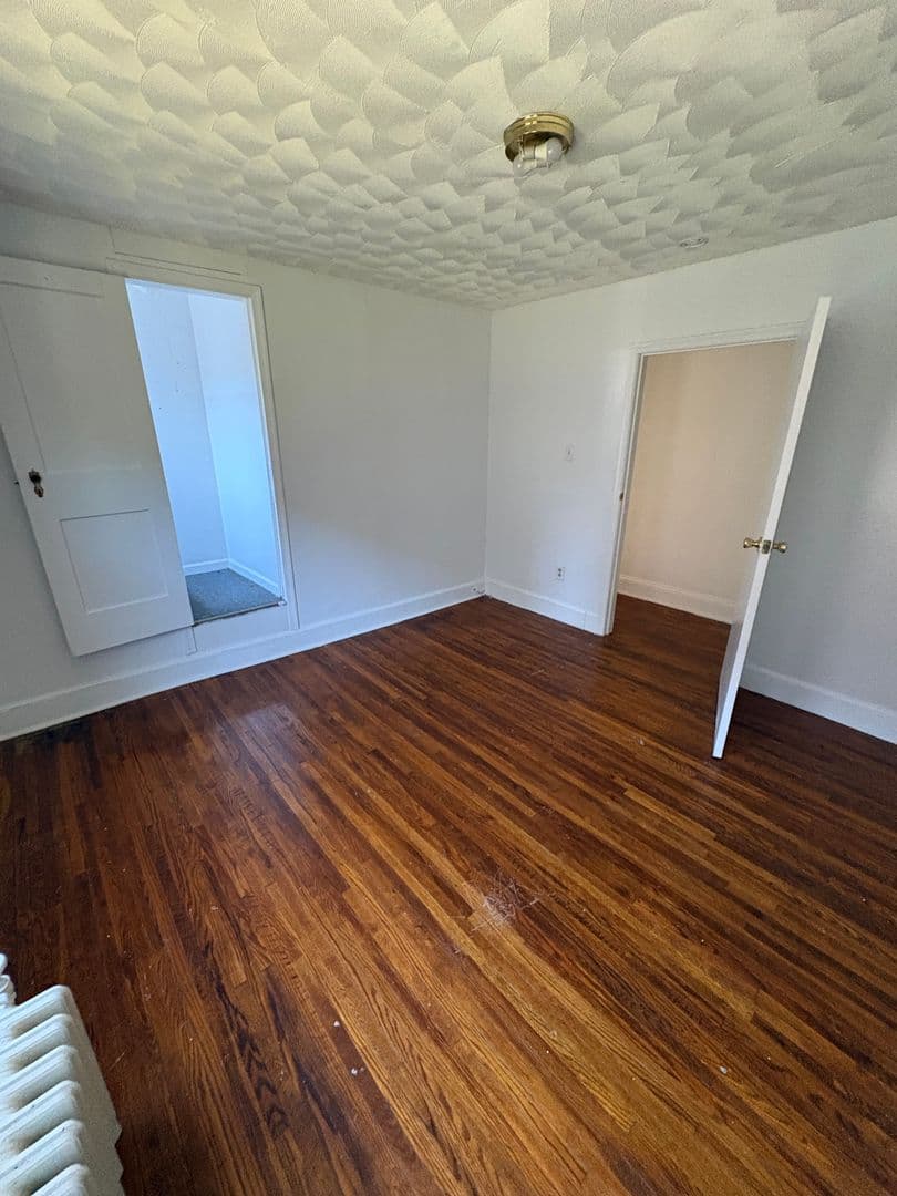 South Williamsport House: 362 Fisher St Unit 1F