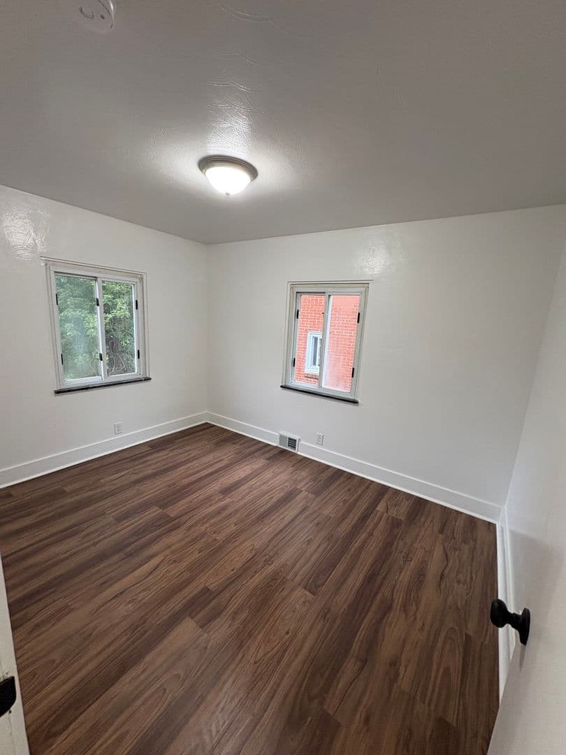 Clairton House: 1304 Decker St