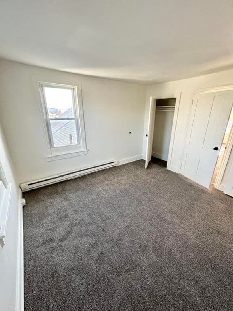 York House: 241 N. Newberry St., Unit 2
