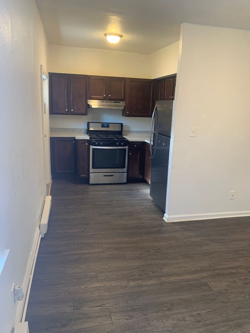 York House: 232 E King St Apt 2