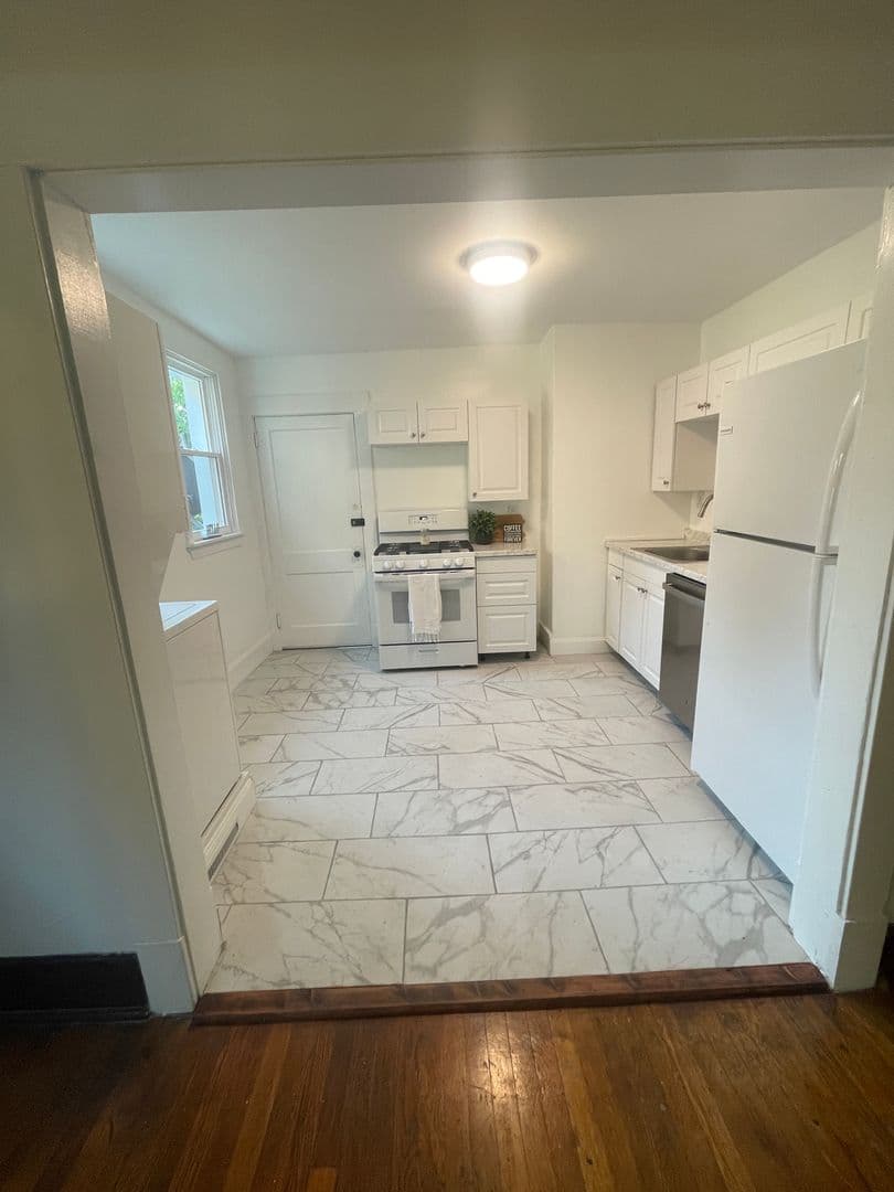 Pittsburgh House: 80 Estella Ave UNIT 1