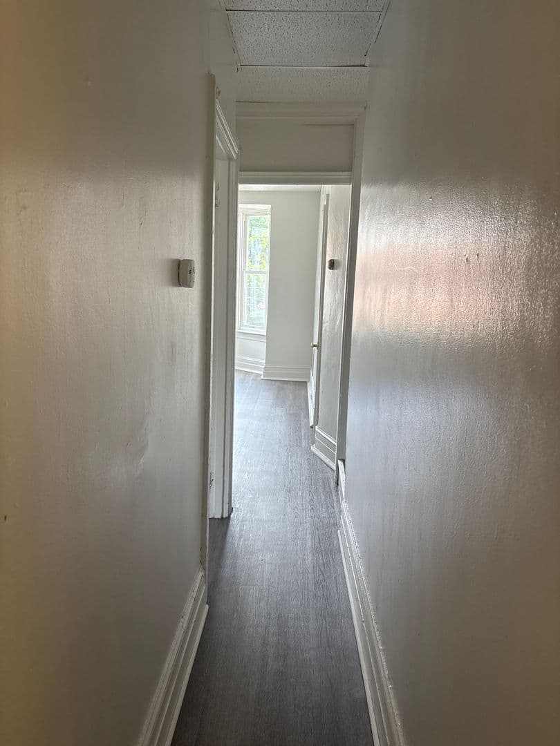 York House: 232 E Cottage Place Apt 2,