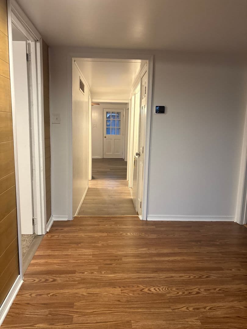 Enola House: 1609 High St