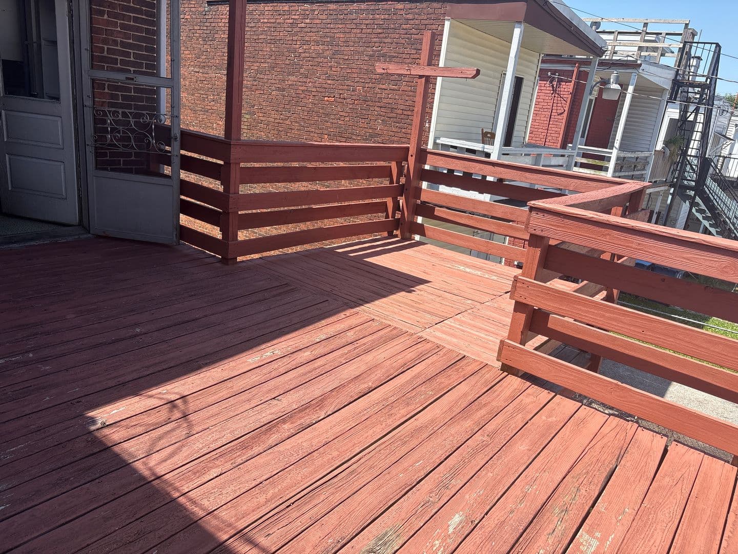 York House: 1117 W King St