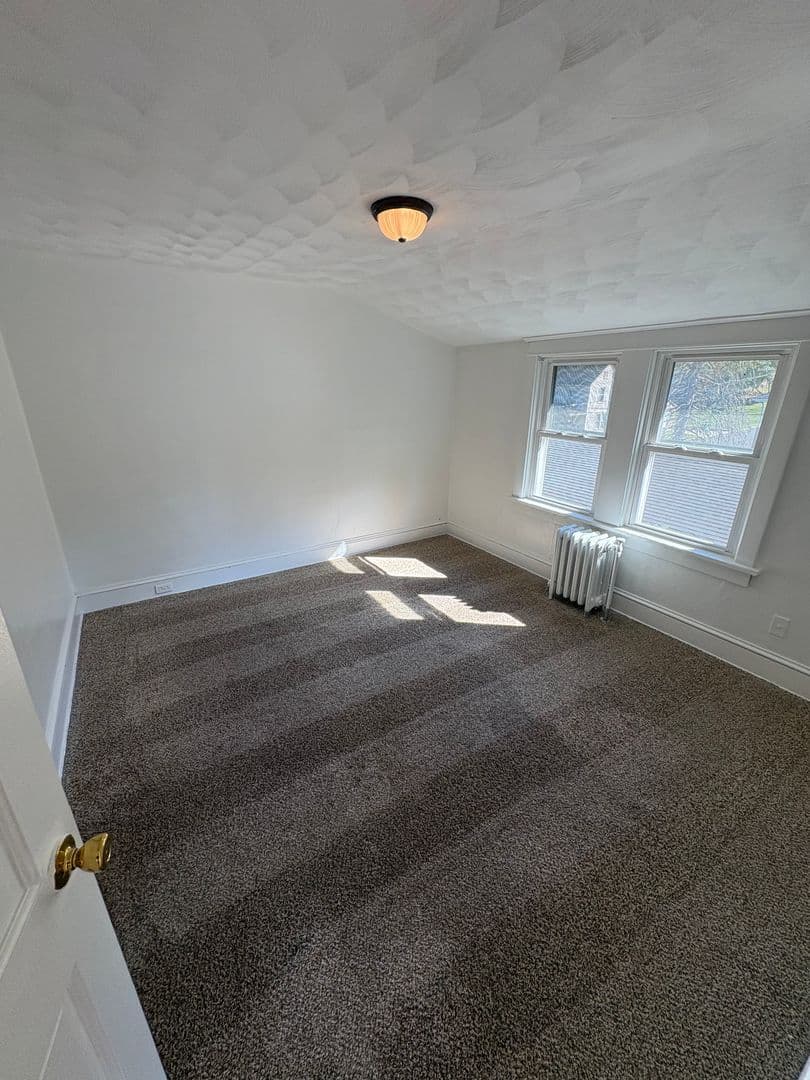 South Williamsport House: 362 Fisher St Unit 3R