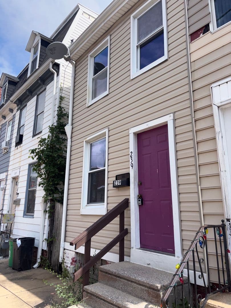 York House: 239 S Queen St,