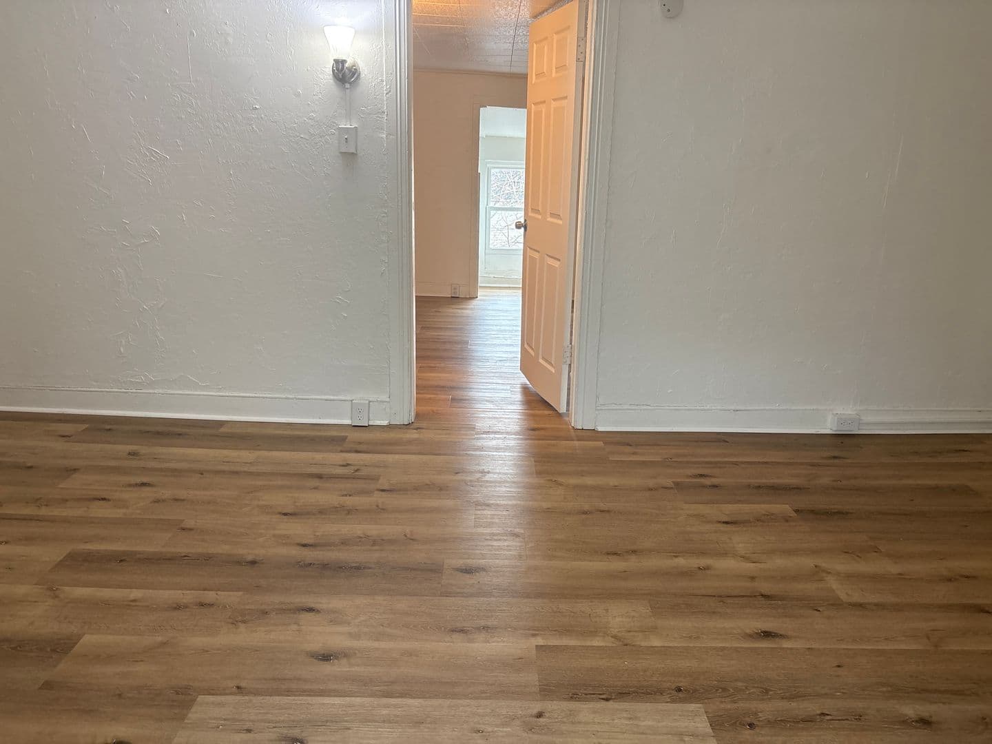York House: 346 E King St