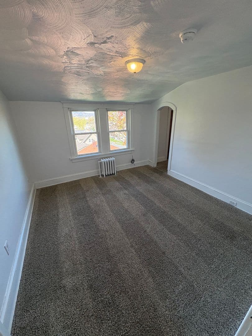 South Williamsport House: 362 Fisher St Unit 3R