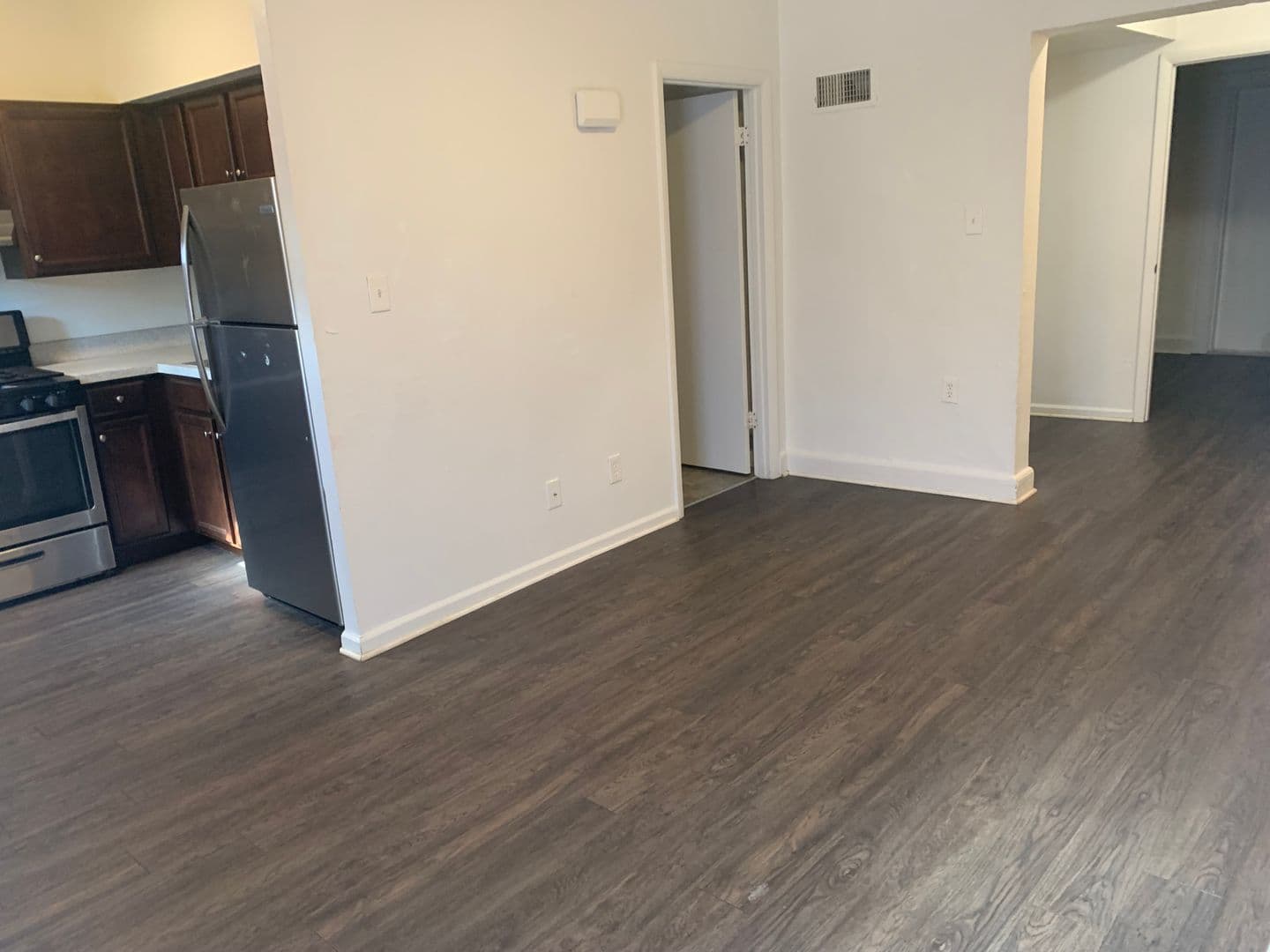 York House: 232 E King St Apt 2