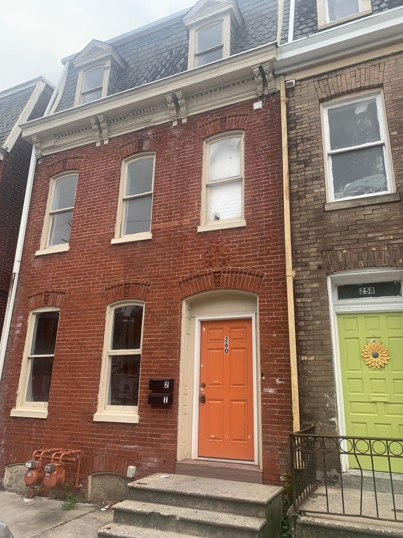 York House: 260 E King St Apt 2,