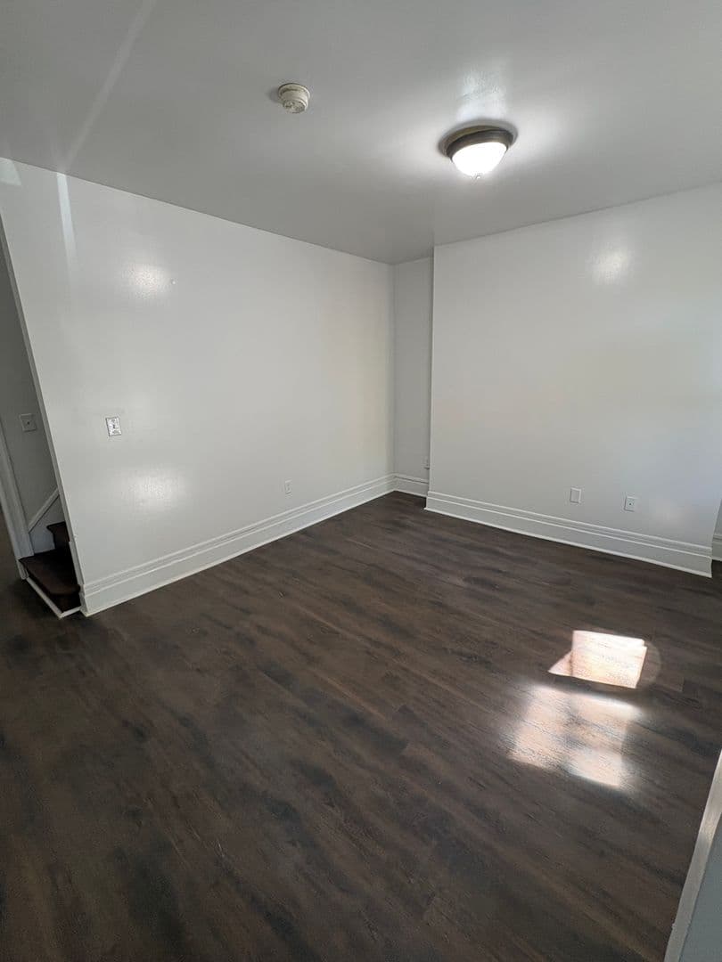 Pittsburgh House: 1317 LABELLE AVE(Grid Investments, LLC)