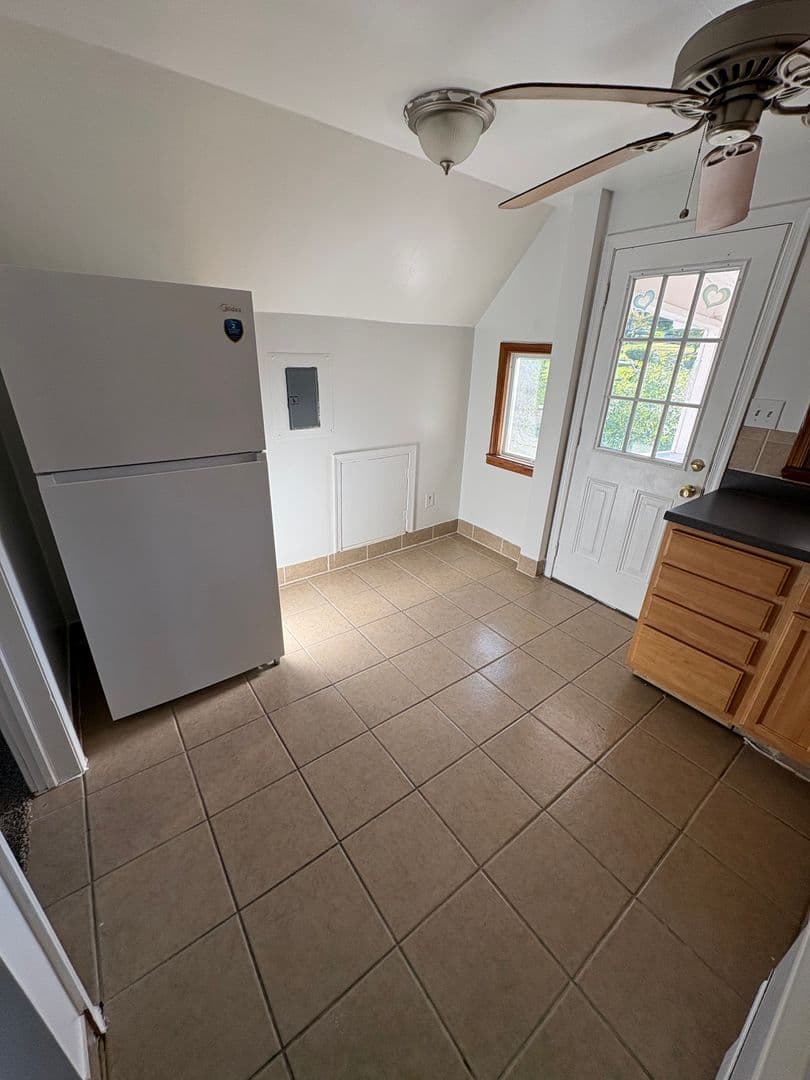 South Williamsport House: 362 Fisher St Unit 3R