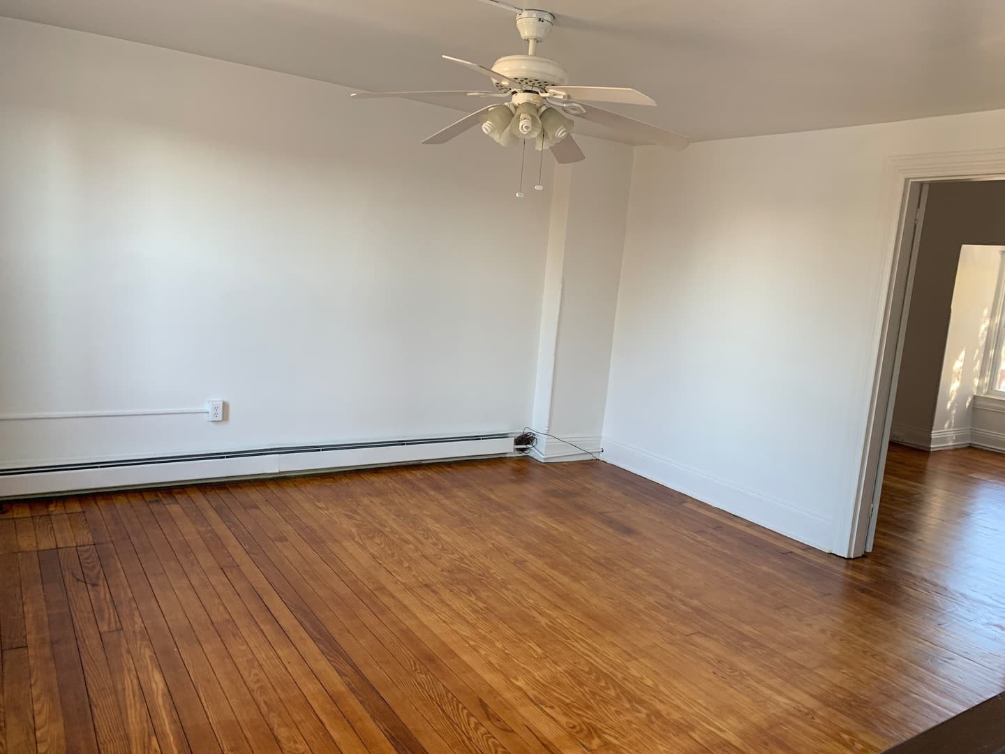York House: 609 Wallace St Apt 2