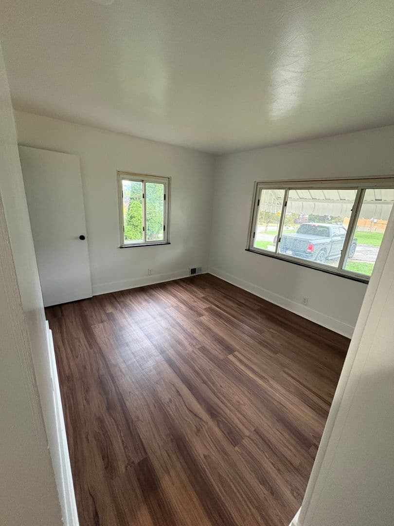 Clairton House: 1304 Decker St