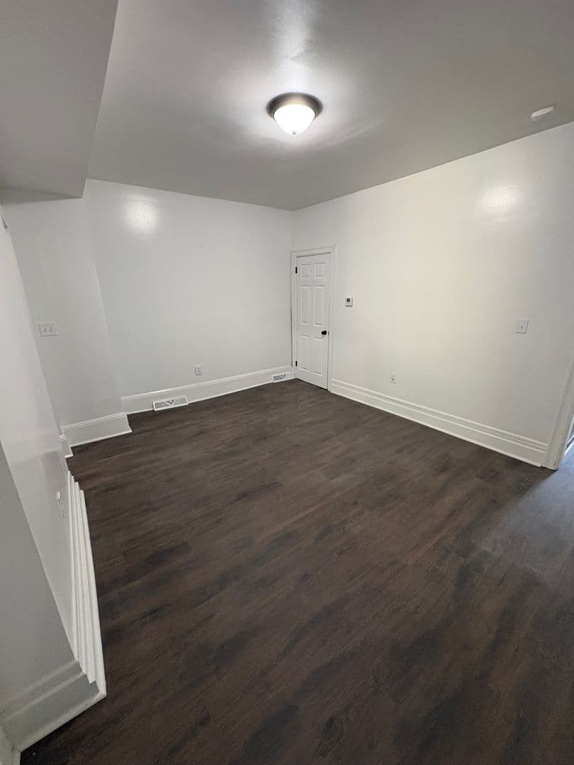 Pittsburgh House: 1317 LABELLE AVE(Grid Investments, LLC)