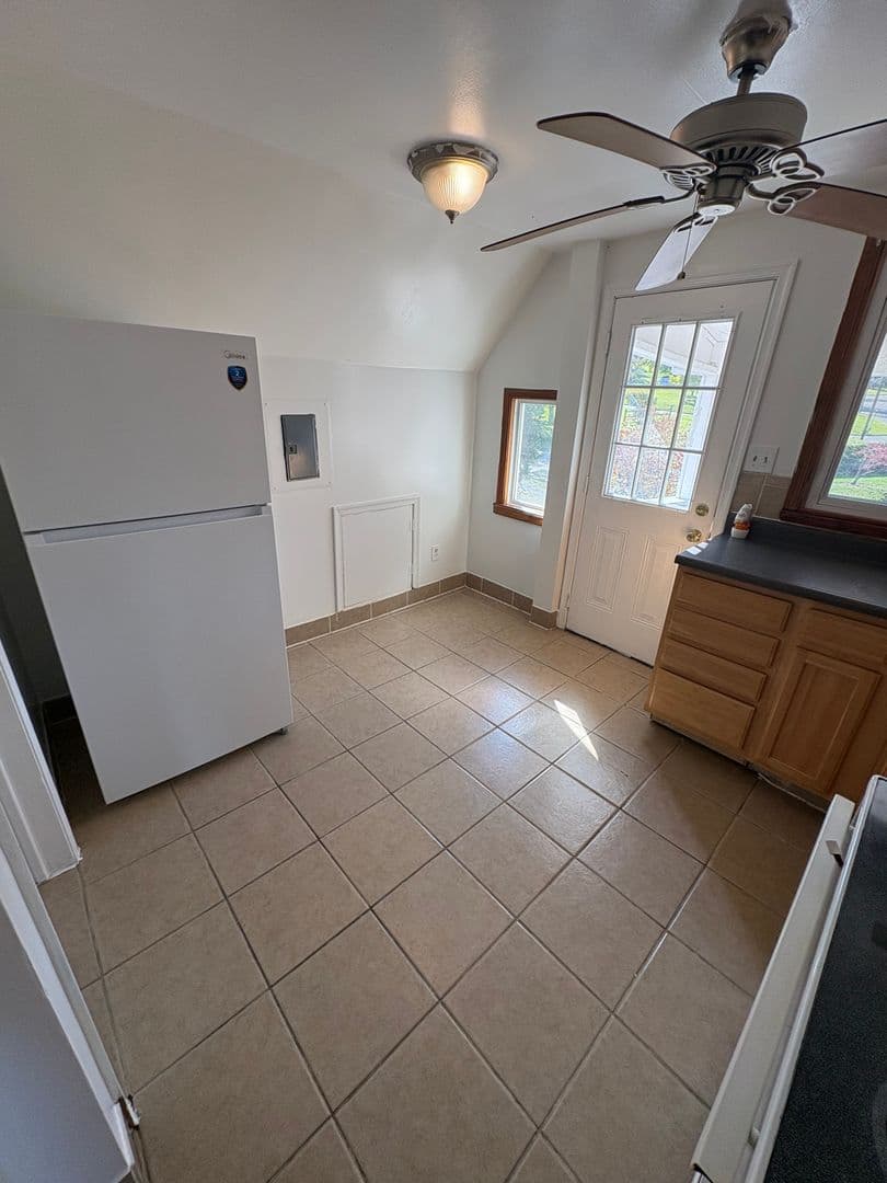 South Williamsport House: 362 Fisher St Unit 3R