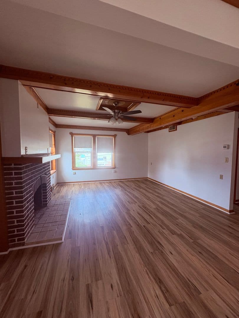 York House: 511 S Yale Street