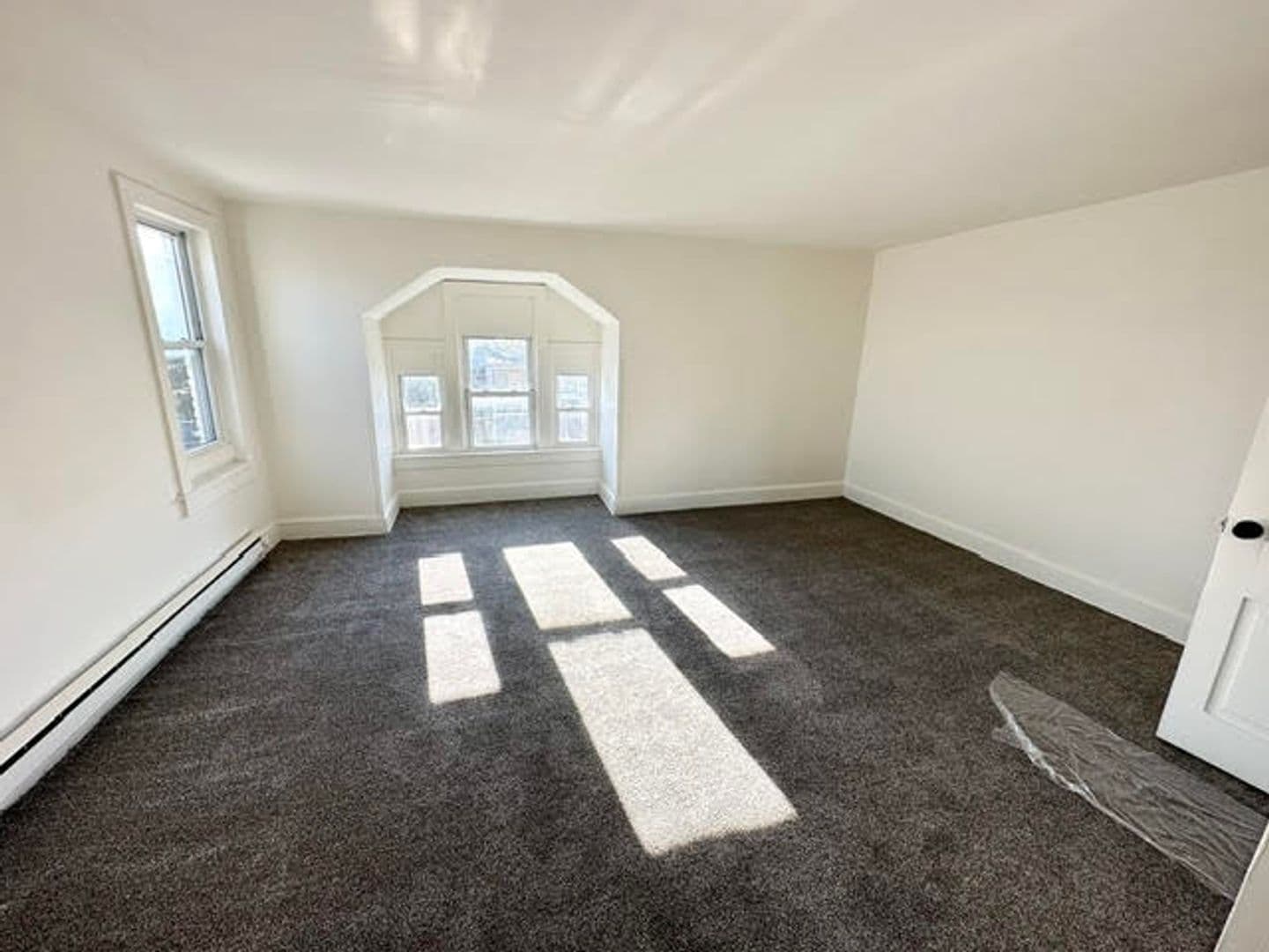 York House: 241 N. Newberry St., Unit 2