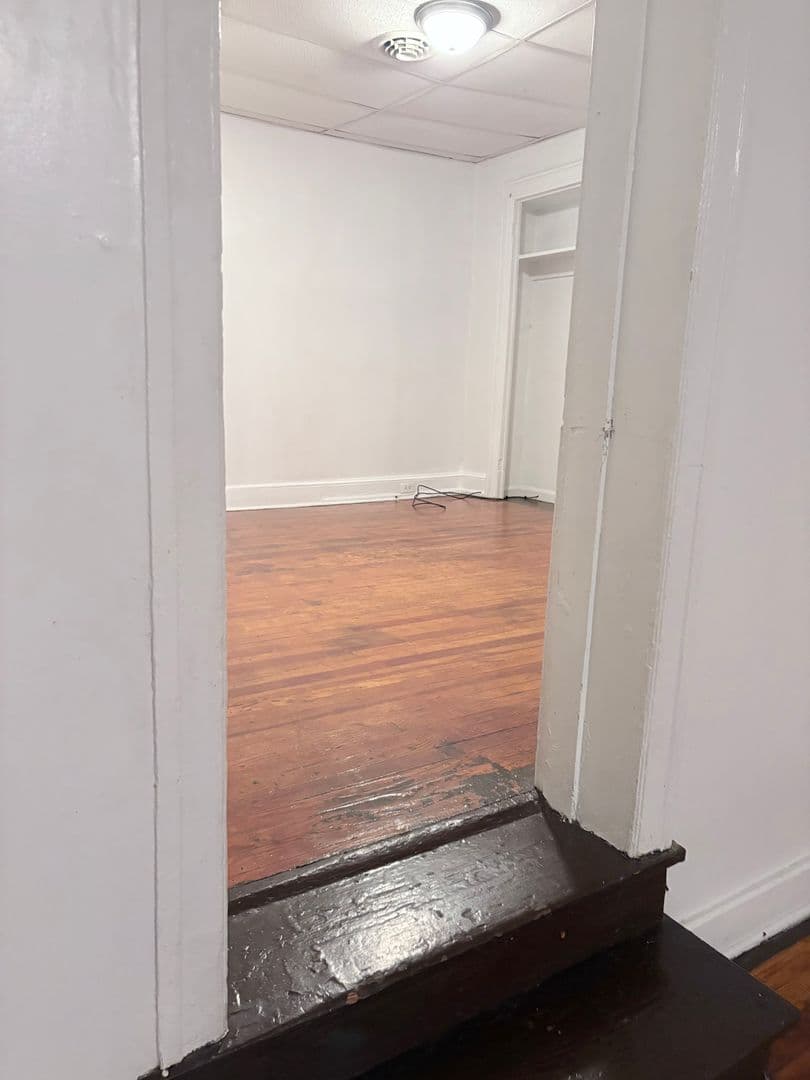 York House: 142 E College Ave Apt 2,