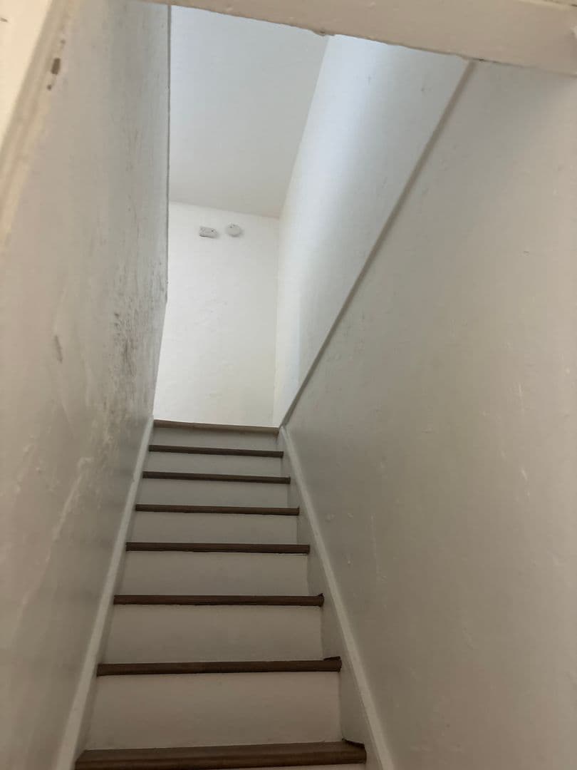 York House: 346 E King St