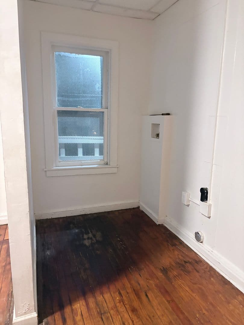 York House: 142 E College Ave Apt 2,