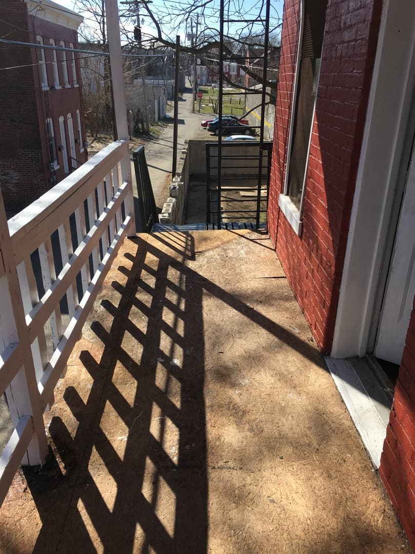 York House: 142 E College Ave Apt 2,