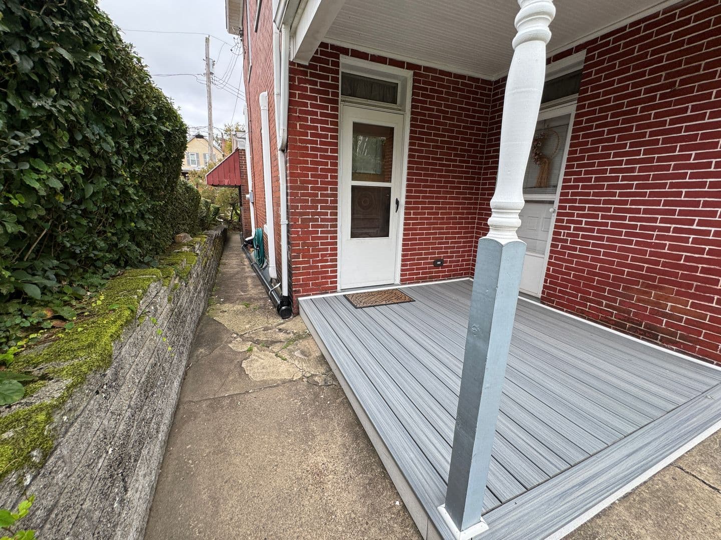 Pittsburgh House: 1123 Lowery St