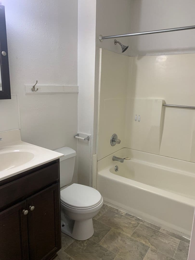 York House: 232 E King St Apt 2